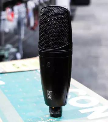 Samson - CL7a Large Diaphragm Studio Condenser Microphone 2